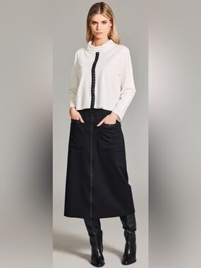 NWOT- Peruzzi Firenze Hammered Stud Top